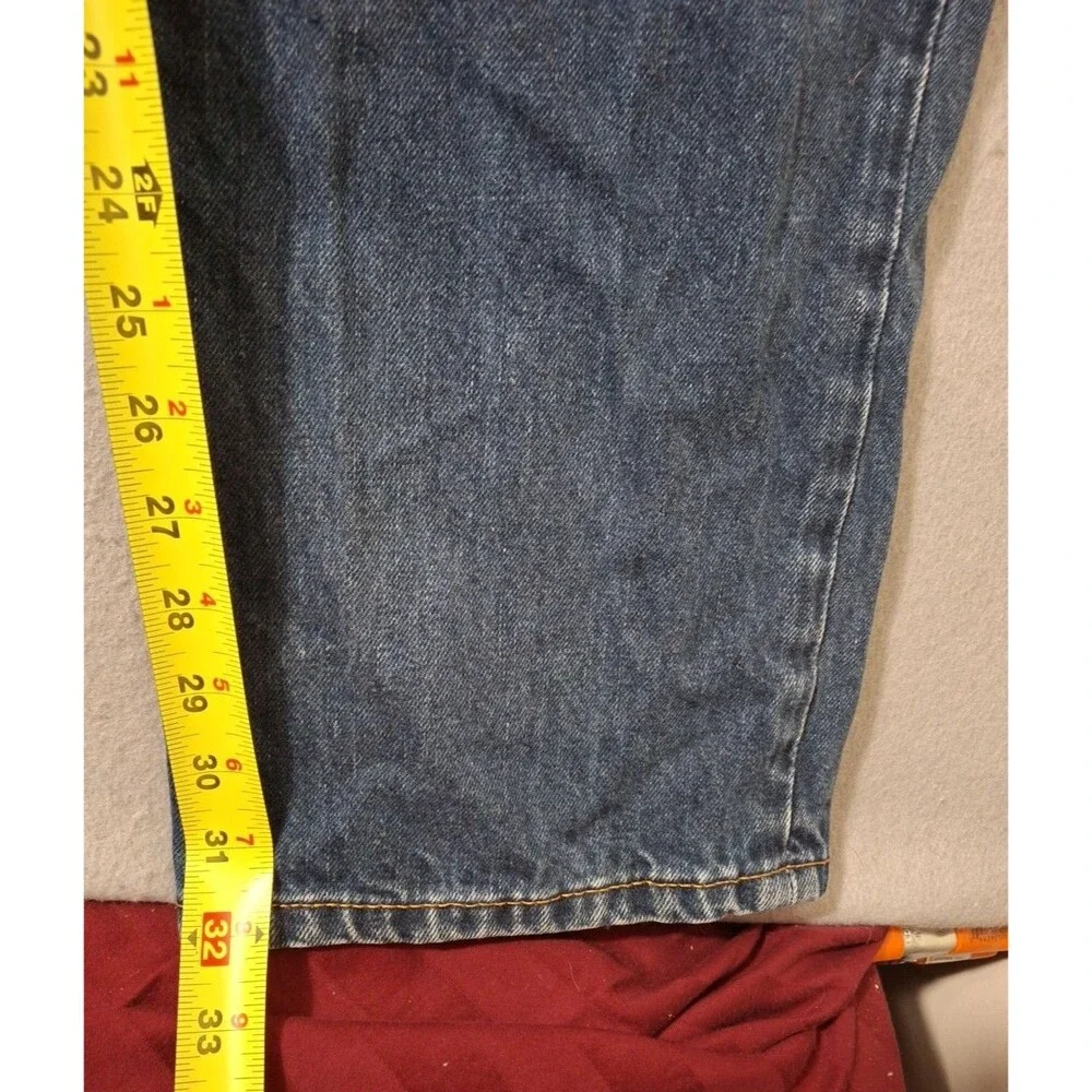 Levis 550 Jeans Mens 38/32 Medium Blue Denim Straight Fit Cowboy Work Outside